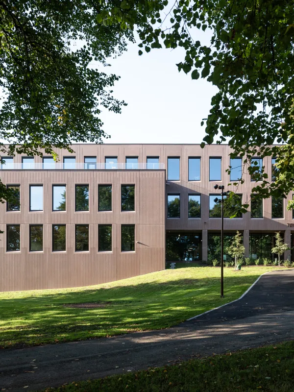 Loe Betongelementer - T&oslash;nsberg tinghus