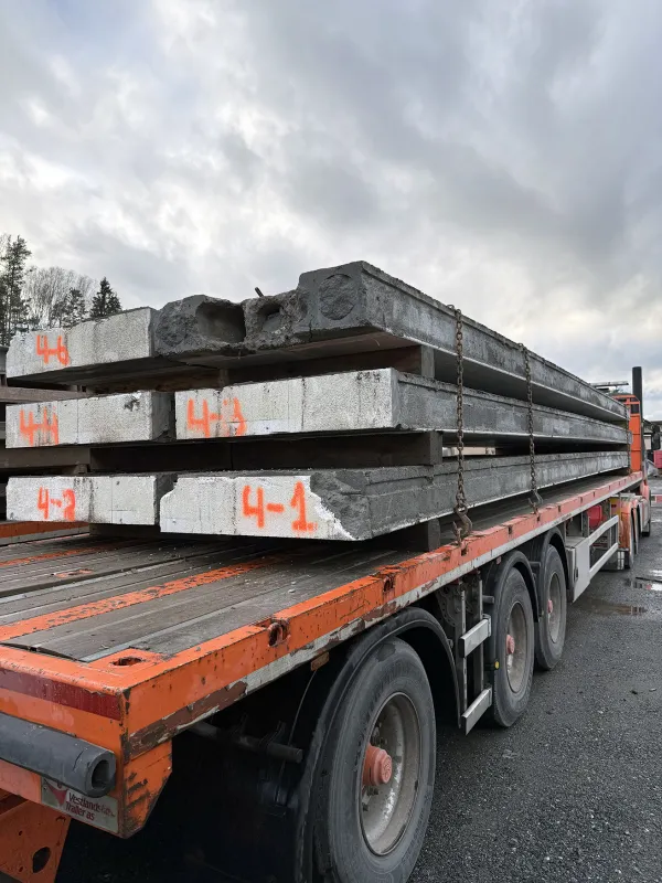 Loe Betongelementer - klargj&oslash;ring av hulldekker for ombruk
